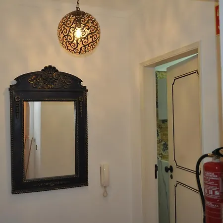 Casa Da Poesia بورتيماو